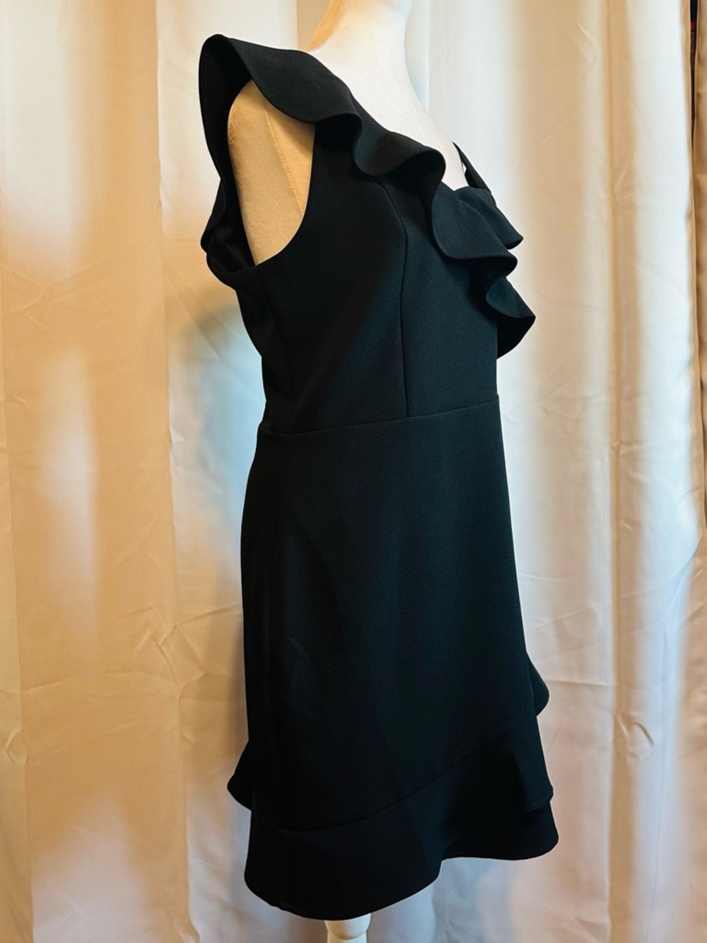 Express Asymmetrical Ruffle Dress - Picture 4 of 7